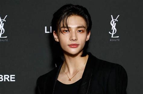 hyunjin versace|hyunjin stray kids pictures.